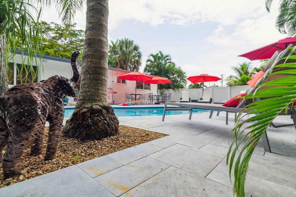 Private Oasis With Pool Near Beaches, Dining & Las Olas ฟอร์ต ลอเดอร์เดล ภายนอก รูปภาพ